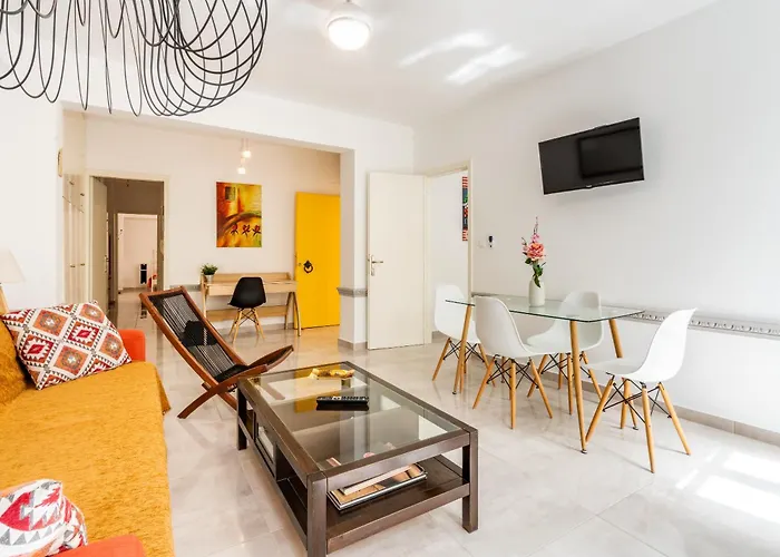 Psiri Gem From In Vivo Apartments- Spacious 1St Floor Apartment With Balcony In Athens' Historic Center